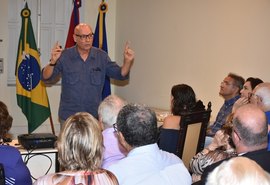 Trabalho do alagoano Carlos de Gusmão é discutido na Academia de Letras