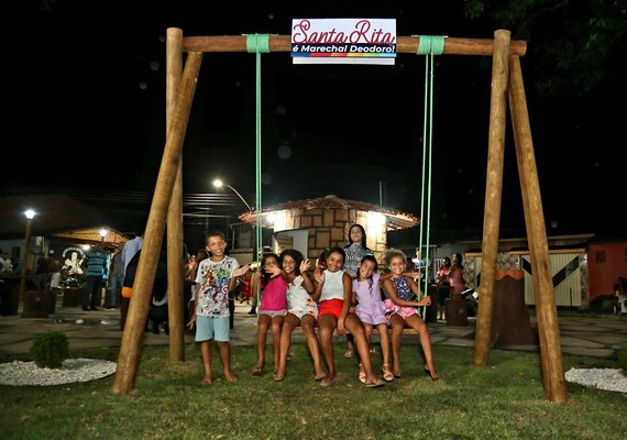 Marechal: Prefeito Cacau inaugura reforma de praça na Santa Rita