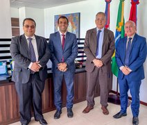 Sindicato dos Advogados apresenta sugestões de melhorias de atendimento para o TRT em Alagoas