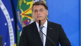 Bolsonaro diz que tratoraço é invenção e chama jornalistas de canalhas