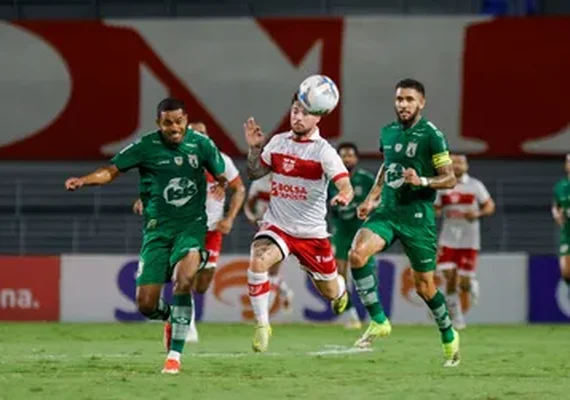CRB vence Sousa por 3 a 0, mas dá adeus ao Nordestão