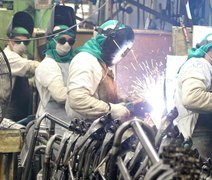 Retomada da industrialização brasileira pode ganhar força com apoio do BRIC