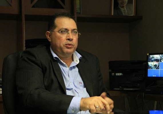 Prefeitos podem e devem pagar imediatamente os precatórios aos professores, diz advogado