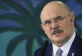 Ministro é chamado para conversa após suposto favorecimento de verbas públicas