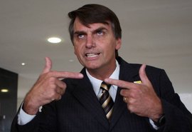 Bolsonaro é condenado por declarações homofóbicas e racistas