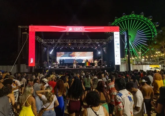 Com Paulinho da Viola, Vamos Subir a Serra chega ao segundo dia na Orla da Pajuçara