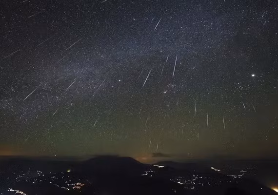 Céu de Alagoas se ilumina com a chuva de meteoros; confira os horários