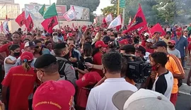 Acusado de atirar contra manifestantes é preso e liberado após pagamento de fiança