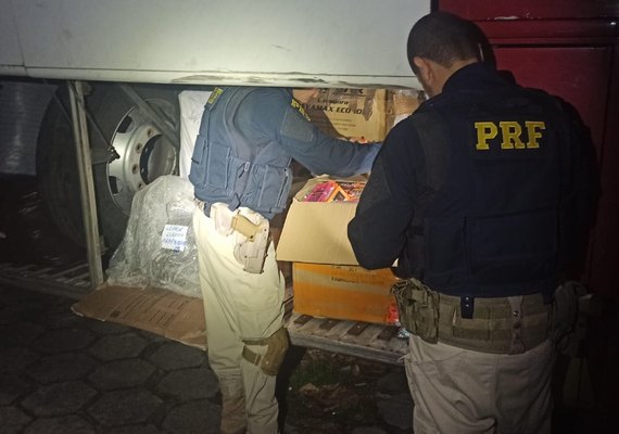 Mercadorias sem Nota Fiscal são apreendidas em ônibus clandestino; veja vídeo