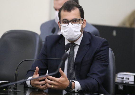 Deputado alagoano solicita recapeamento asfáltico na região da Ceasa