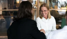 Cooperativas lideram inclusão financeira e atendimento com proximidade