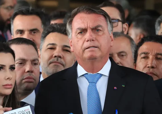 STF inicia julgamento de Bolsonaro e aliados por tentativa de golpe