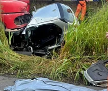 Colisão entre carro e caminhão deixa um morto na BR-101, em São Miguel dos Campos