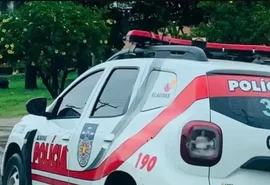 Corpo baleado é encontrado no bairro Ponta Grossa, em Maceió