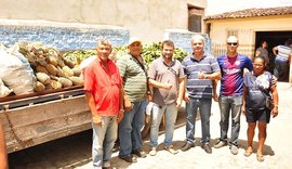 Cajueiro realiza 1ª compra direta de alimentos a produtores locais