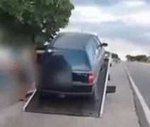 Carro roubado durante sequestro em Água Branca é localizado em Santana do Ipanema