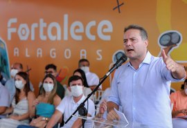 Coruripe recebe equipamentos e Governo anuncia construção de CISP, creche e UPA