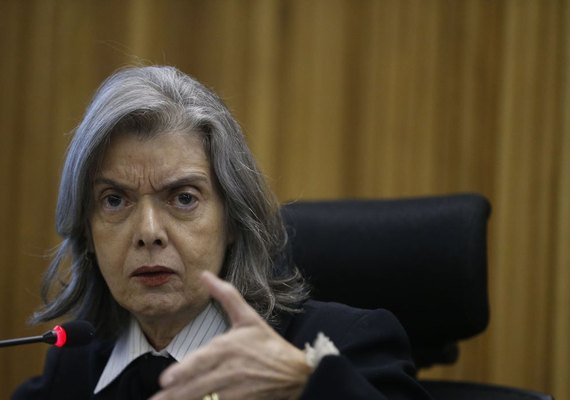Cármen Lúcia nega habeas corpus à Sara Winter