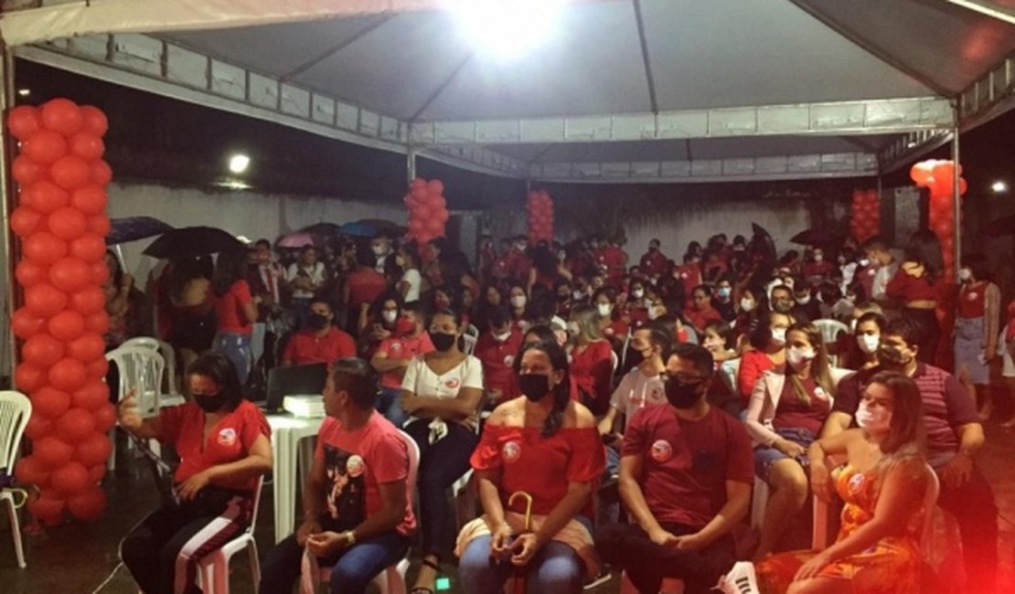 Prefeito de Capela promove evento com aglomeração; Veja vídeo