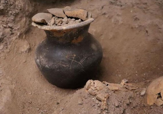 Arqueólogos descobrem tumbas de 1,5 mil anos perto de Tula
