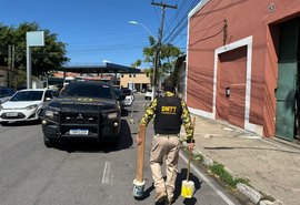 Semsc e DMTT realizam operação contra flanelinhas e uso irregular do espaço público em Maceió