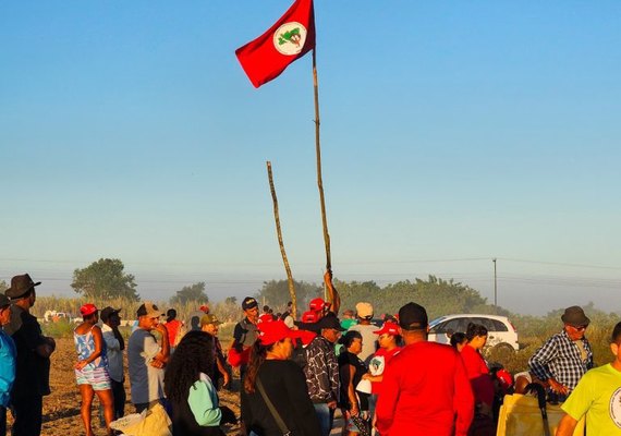 MST ocupa fazenda improdutiva em Arapiraca e reforça luta pela Reforma Agrária