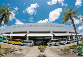 Malha aérea encolhe 15% em dois anos, mesmo com recorde de passageiros