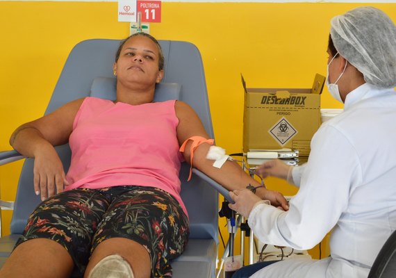 Unidade Móvel do Hemoal promove coleta sangue em escola de Arapiraca nesta quinta-feira
