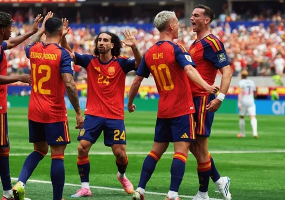 Espanha supera Bélgica por 2 a 1 e garante vaga na semifinal da Copa