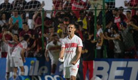 Xôxa, capenga, manca, anêmica, frágil e inconsistente