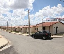 Suspeito joga carro contra a ex e deixa três pessoas feridas em Rio Largo