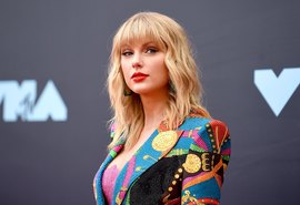 Taylor Swift responde piada sexista em série da Netflix