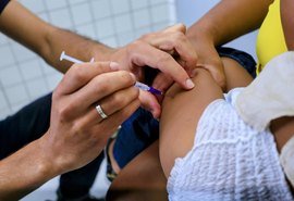Cria realiza dia D de vacinação no município de Cacimbinhas