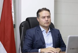 Renan Filho segue orientações da OMS e mantém o uso de máscaras obrigatório no estado
