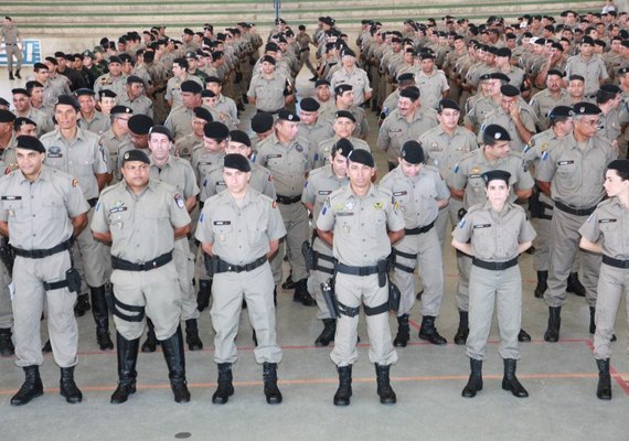 Mais de quatro mil militares da ativa ainda não fizeram recadastramento