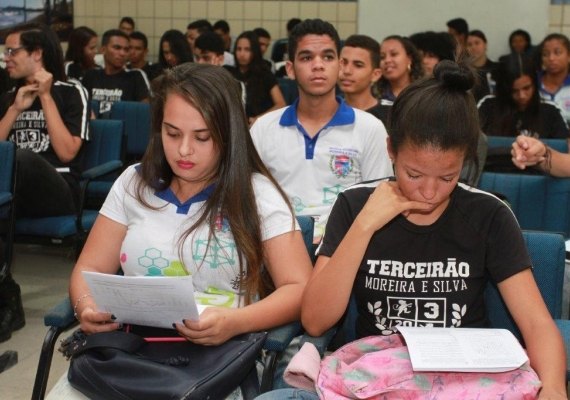 Estudantes da rede estadual intensificam preparativos às vésperas do Enem 2018