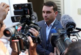 Flávio Bolsonaro pode virar alvo de CPI