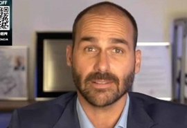 Moraes bloqueia bens de Eduardo Bolsonaro e trava repasses feitos por Jair Bolsonaro