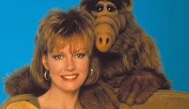 Morre Anne Schedeen, atriz de Alf e intérprete de Kate Tanner, aos 77 anos