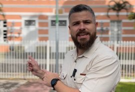 Candidato de Lira, delegado afastado vira paladino da justiça durante campanha