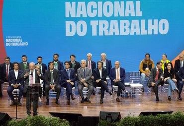 Lula propõe negociação tripartite para o fim da escala 6x1