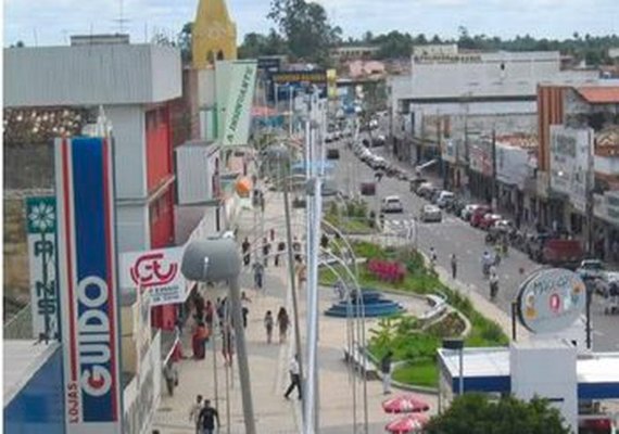 Prefeito de Arapiraca reúne empresário e Equatorial para debater falta de energia