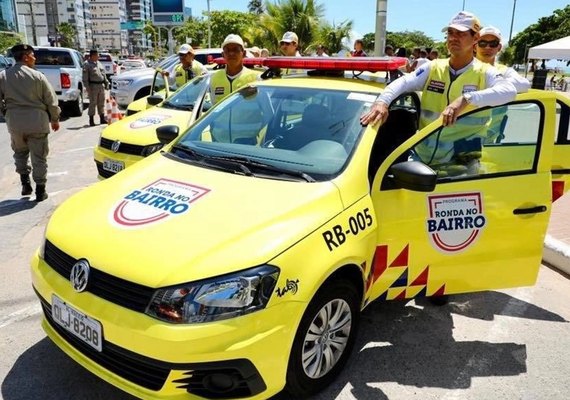 Agentes do Ronda no Bairro prendem homem por embriaguez ao volante na Jatiúca