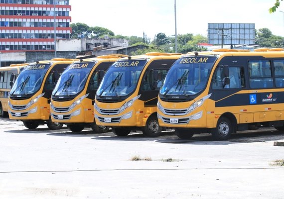 100 novos ônibus atenderão estudantes da rede estadual de Alagoas