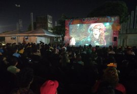 Festival Revoada inicia programação de filmes e música no bairro do Benedito Bentes