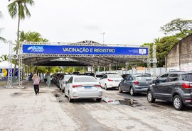 Maceió vacina profissionais da saúde a partir de 50 anos neste domingo (21)