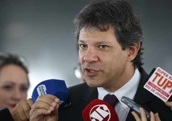 PT lança plano B e oficializa Haddad para vice