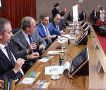 TSE assina digitalmente e lacra sistemas eleitorais que serão usados em outubro