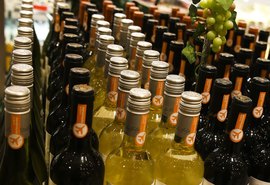 Alimentação e bebidas puxam alta de 0,62% na prévia da inflação