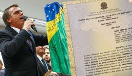 Bolsonaro registra criação de novo partido em cartório